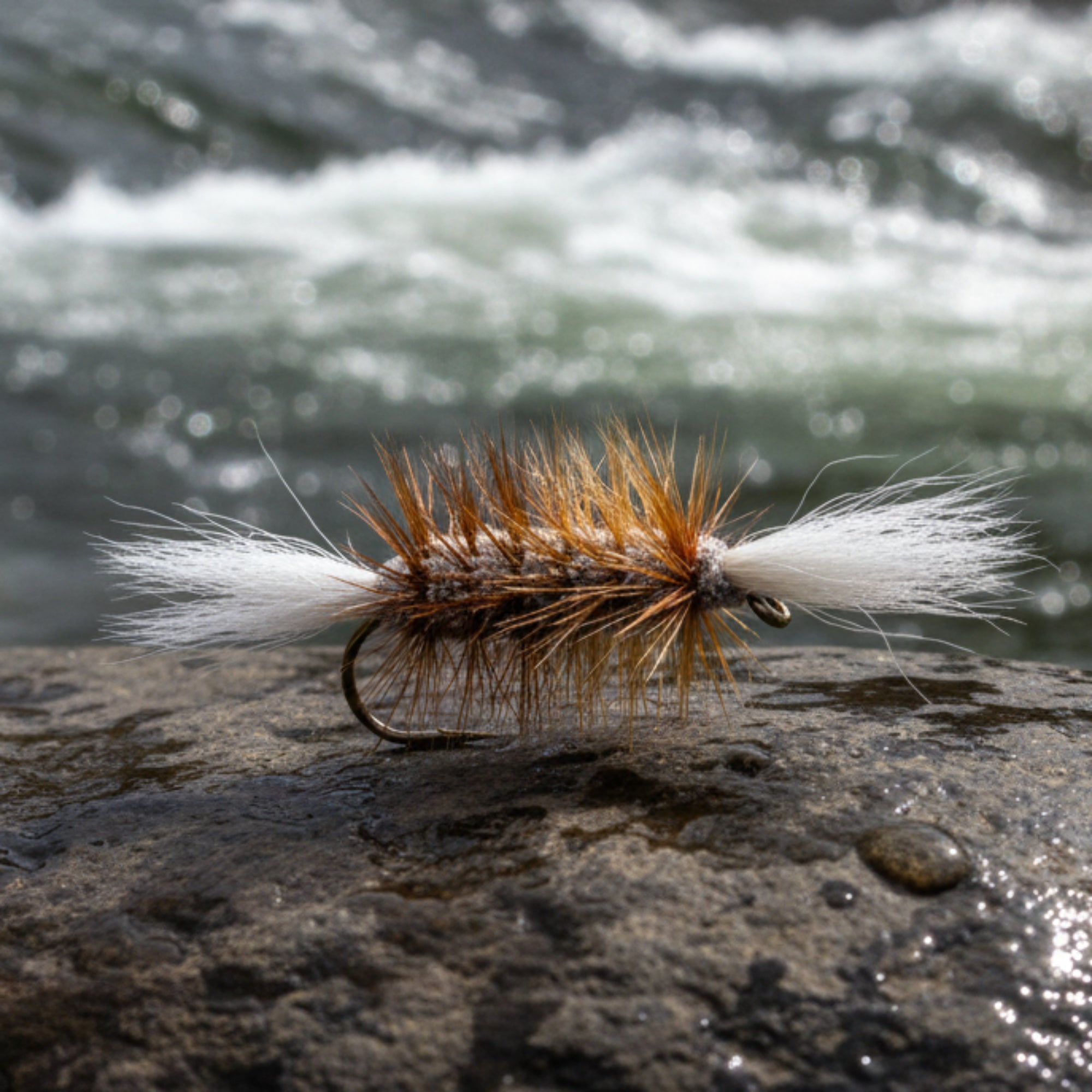 Atlantic Salmon Bomber, Natural Body and Brown Hackle