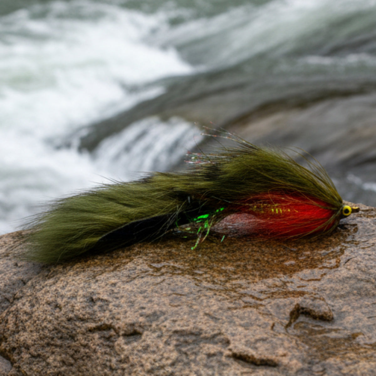 Streamer olive tube body and olive rabbit strip wing