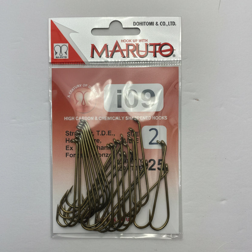 Maruto Hook in a pack of 25 with a white background