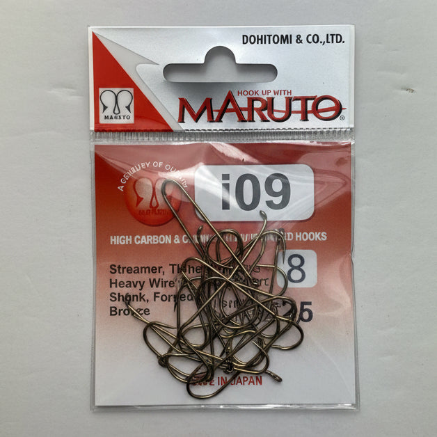 Maruto Hook i09 pack of 25 on a white background